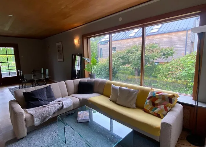 Homestay On Budget City *